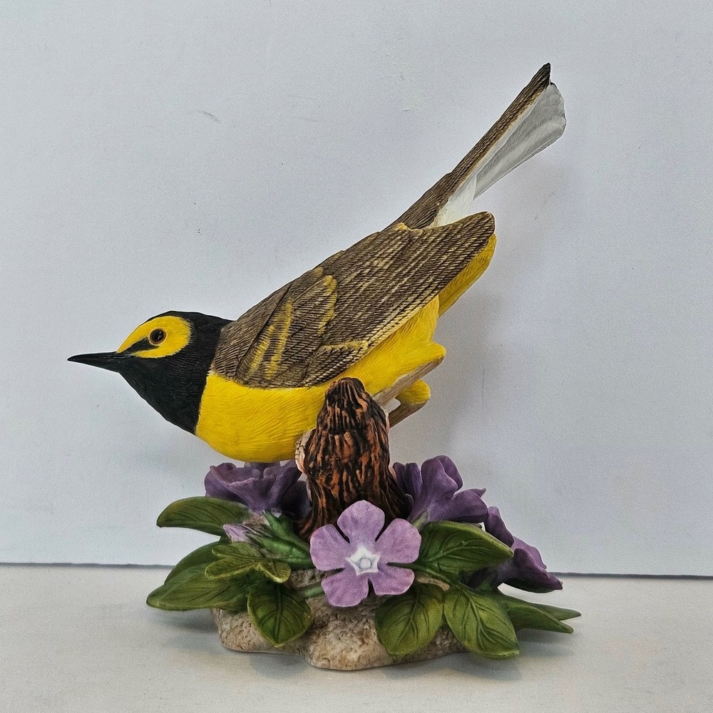 Lenox Princeton Gallery Hooded Warbler Porcelain Figurine Garden Bird Collection